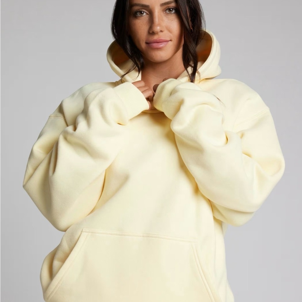 NWT Comfrt Minimalist Hoodie Buttercream Small
